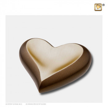 kastanjebruine-mini-hart-mat-goudkleurig-geborsteld-effect-heart-auburn-gold_lu-k-613