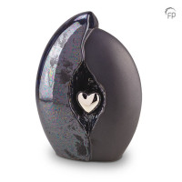 Keramische urn met hart, zwart olie-effect-KU010