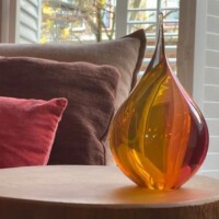 Glazen medium-urn, druppel, diverse kleuren-U01M